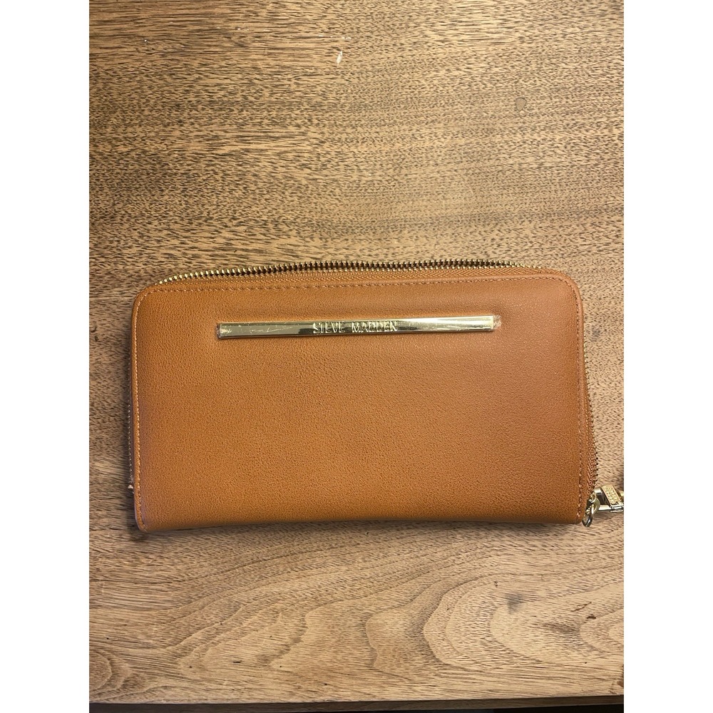 Steve Madden Tan Wristlet Zip Wallet 16 Card Slots Purse Handbag